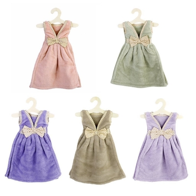 Coral velvet bath towel